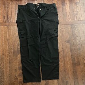 Men's Black Cargo Tactical Pants with Utility Pockets